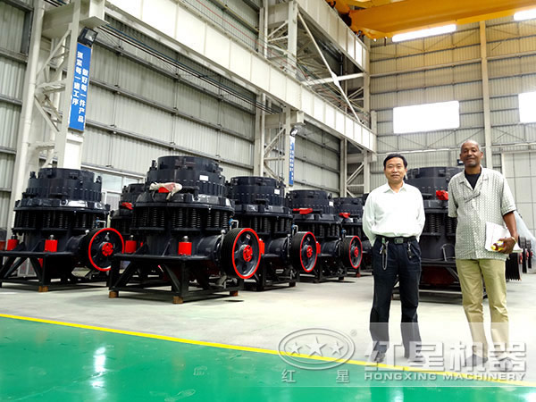 復(fù)合圓錐破碎機(jī)，私人訂制價格更實(shí)惠