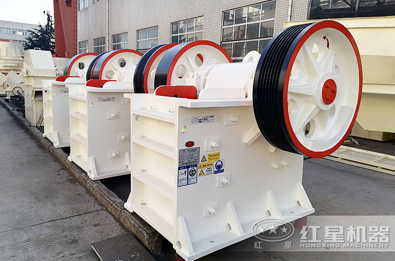 250x400破碎機(jī)一天生產(chǎn)多少？配多大電機(jī)？各項(xiàng)技術(shù)參數(shù)